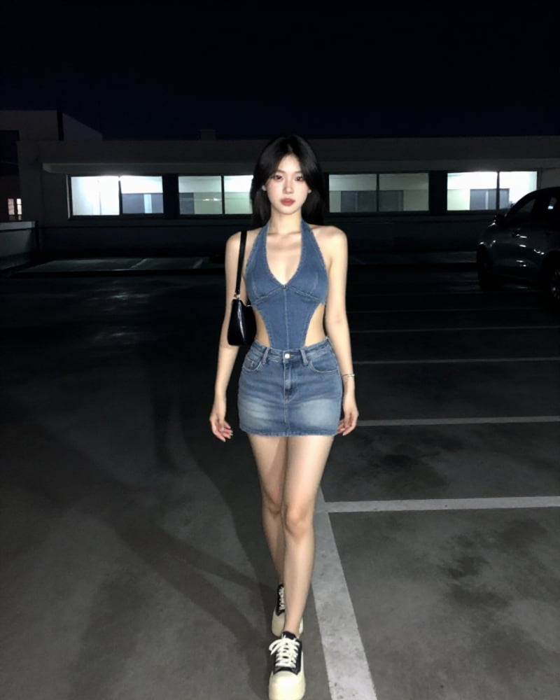 maya's outfit
